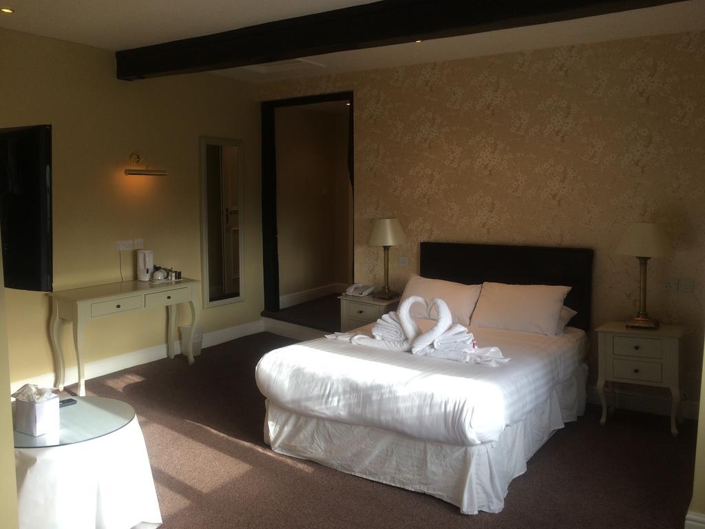 Limes Hotel Needham Market Habitación foto